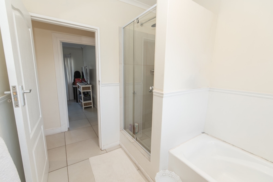 5 Bedroom Property for Sale in Lovemore Heights Estate Eastern Cape